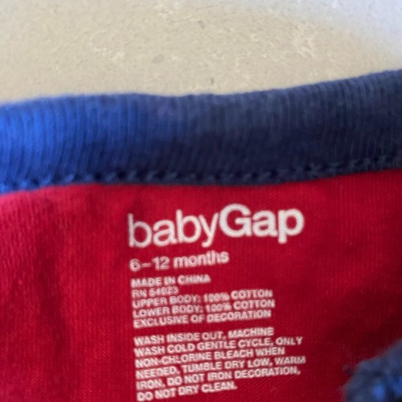 Baby Gap Valentine's Day "Heart Breaker" bodysuit - Picture 6 of 6